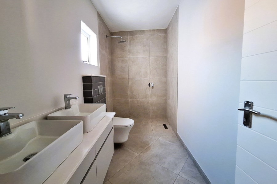 3 Bedroom Property for Sale in Shelley Point Western Cape